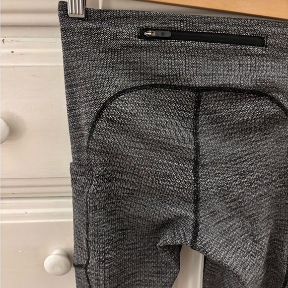 Lululemon Speed Up Tight *Full-On Luxtreme (full length) - Picture 5 of 5